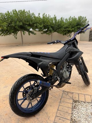 Derbi Senda Enduro Negra y Azul