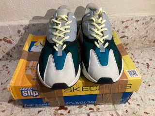 Adidas Yeezy Boost 700 Wave Runner