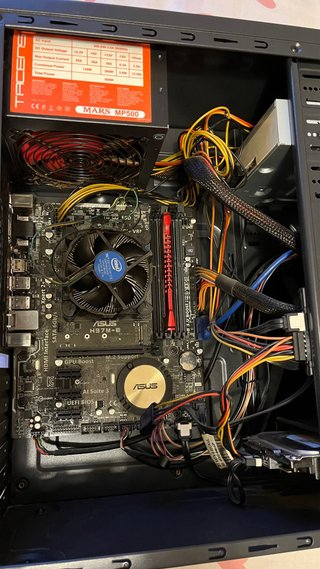 Torre PC para piezas o reparar (8GB RAM / SSD 120G
