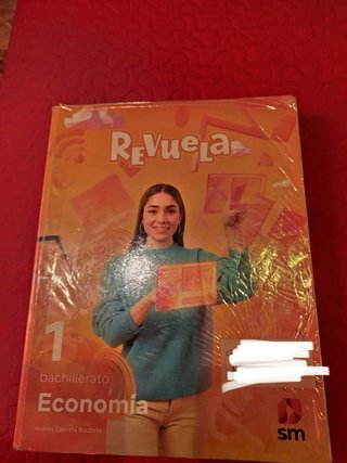 Lote libros 1 bachiller ciencias social salesianos