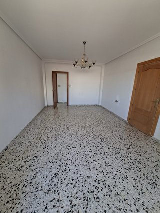 Chalet / vivienda independiente en Calle Triana