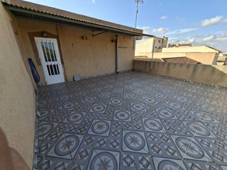 Chalet / vivienda independiente en Calle Triana