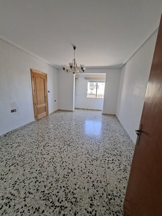 Chalet / vivienda independiente en Calle Triana