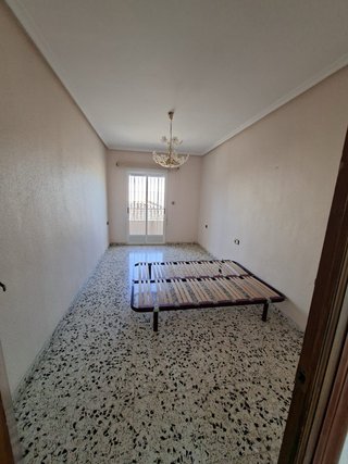 Chalet / vivienda independiente en Calle Triana