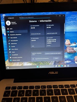 Portátil ASUS P302L Intel Core i3