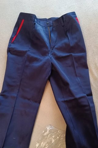 5 Pantalones de trabajo T44