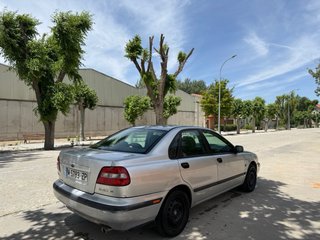 Volvo S40 2000