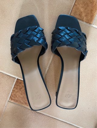 Sandalias H&M negras tacón trenzado talla 39