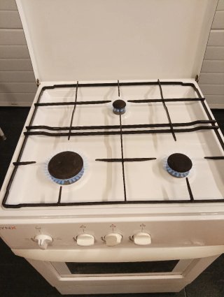 Cocina de gas butano Lynx mide 86 54*54