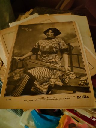 Muebles y antigüedades. Casa histórica Elda XIX XX
