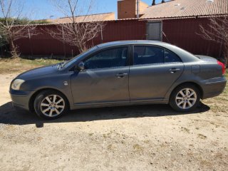 Toyota Avensis 2004