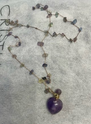Portagafas 4 en 1: Collar, Perfumero y Mineral