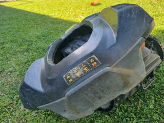 Carcasa Chasis Robot Cortacesped Husqvarna 330X