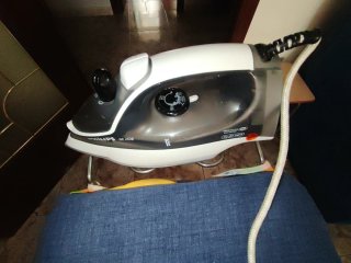 Plancha Philips GC 2530 + Tabla Planchar