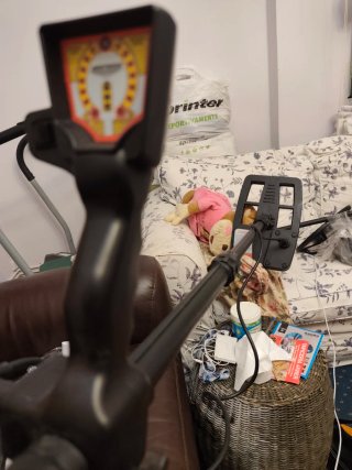 Detector de metales Makro Jeotech