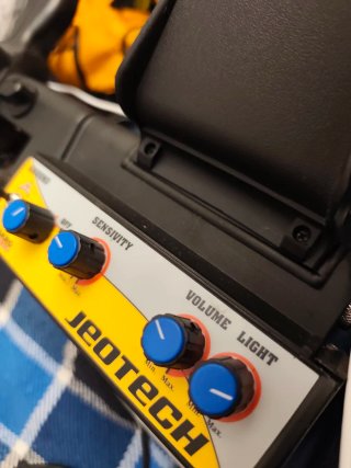 Detector de metales Makro Jeotech