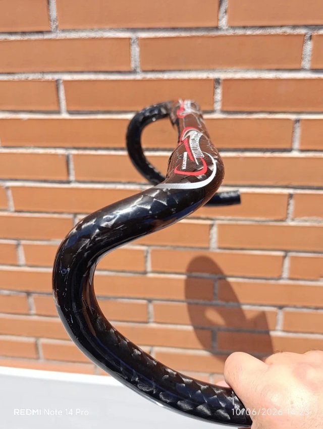 Manillar CARBONO COSTANTINO 31,8x440mm. NUEVO.