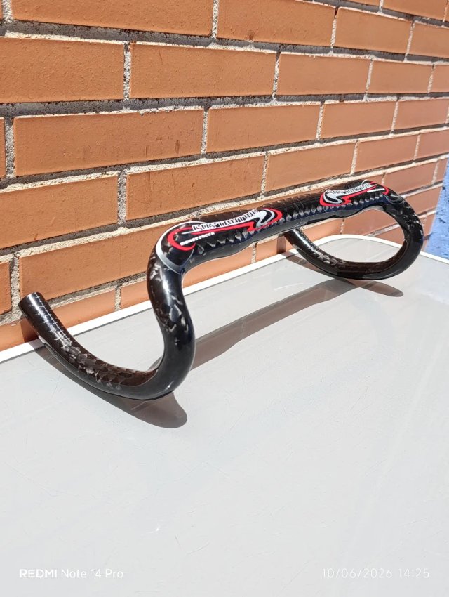 Manillar CARBONO COSTANTINO 31,8x440mm. NUEVO.