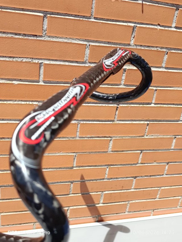 Manillar CARBONO COSTANTINO 31,8x440mm. NUEVO.
