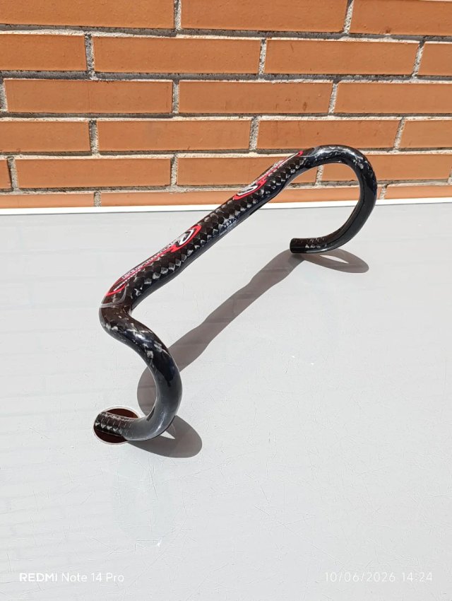 Manillar CARBONO COSTANTINO 31,8x440mm. NUEVO.