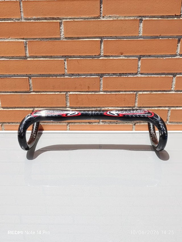 Manillar CARBONO COSTANTINO 31,8x440mm. NUEVO.