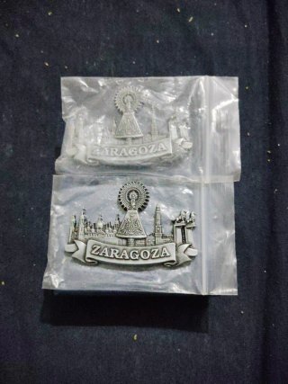 Imán Zaragoza Virgen del Pilar hay dos por 10€
