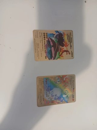 Cartas Pokémon Metálicas Doradas