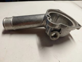 Tapa termostato Mercedes OM617 diésel