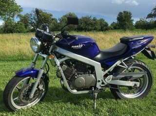 Hyosung 31719 protector cadena comet 125 .