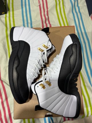 Air Jordan 12 Retro Blanco y Negro (Taxi)