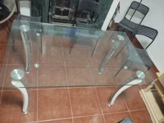 Mesa de comedor cristal y metal