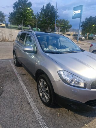 Nissan Qashqai+2 2010