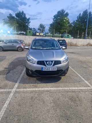 Nissan Qashqai+2 2010