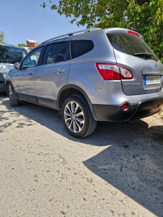 Nissan Qashqai+2 2010
