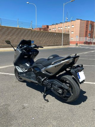 YAMAHA TMAX 530 (2016)