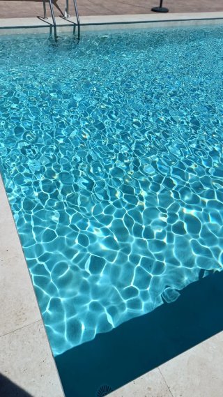 Técnico de mantenimiento de piscinas