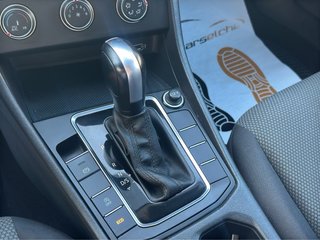 VOLKSWAGEN Jetta Sport 1.4 TSI BMT DSG