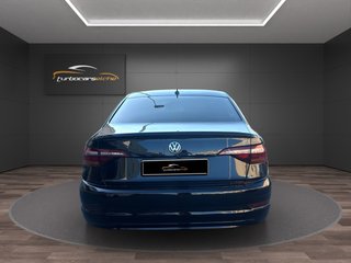 VOLKSWAGEN Jetta Sport 1.4 TSI BMT DSG