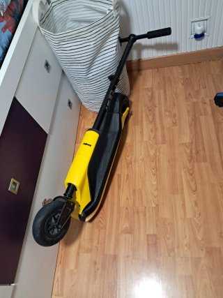 Patinete eléctrico casi nuevo