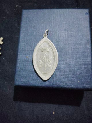 Colgante Plata Virgen Milagrosa