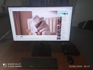 Ordenador de mesa LG completo