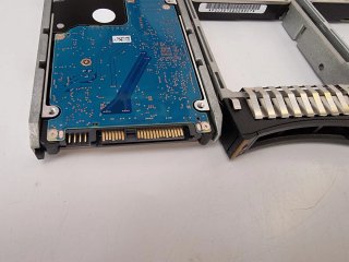 4x IBM 1.8TB 12GB SAS HDD