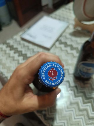 2 Bottiglie Classiche di Birra Alhambra