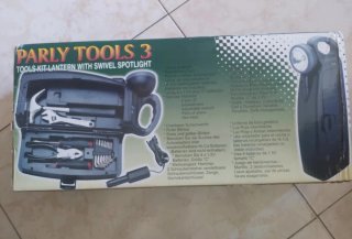 Kit de herramientas  con linterna PARLY TOOLS 3