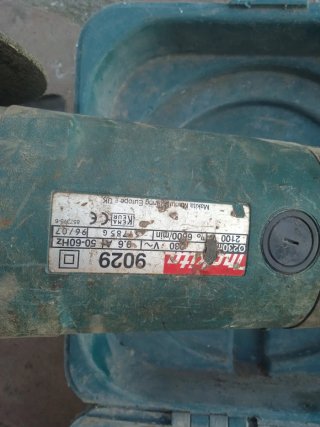 Radial Makita Grande 9029 con Caja