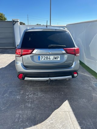 Mitsubishi Outlander 2016