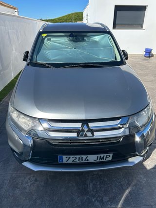 Mitsubishi Outlander 2016