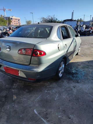 1868898 faro derecho seat cordoba berlina (6l2)