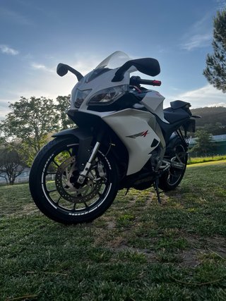 Aprilia RS4 125 4T Moto Deportiva