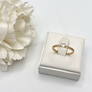 Anillo de oro 18kt con circonitas